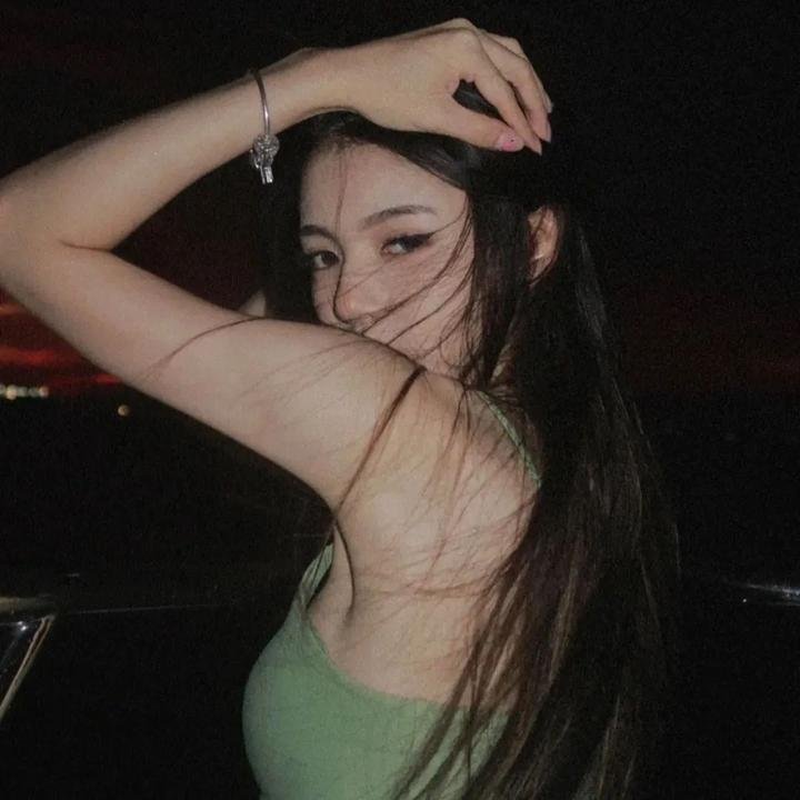 泄露春光